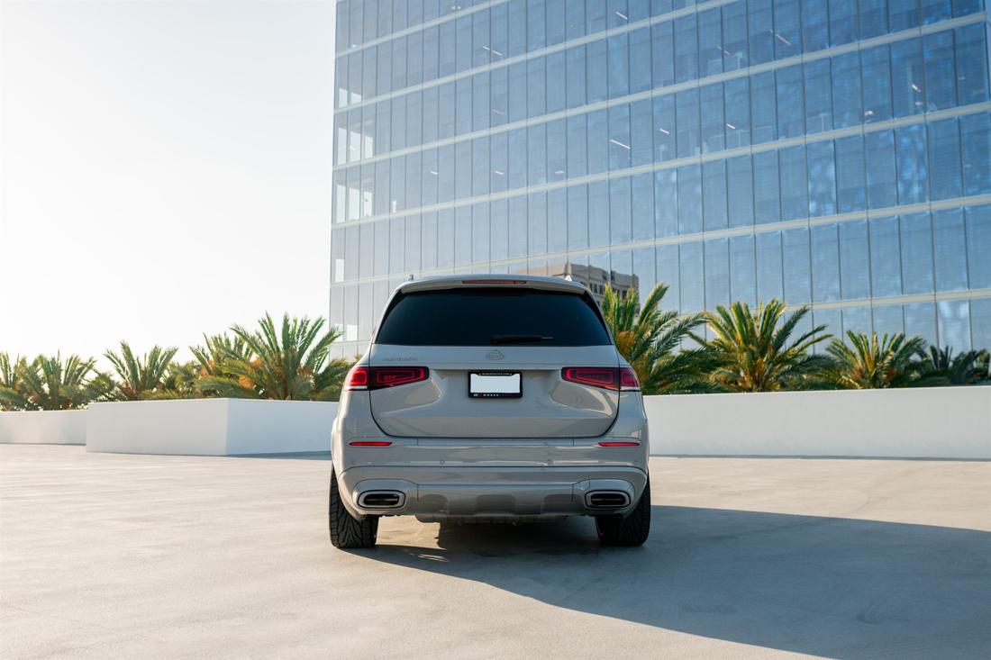 Silver Mercedes-Maybach GLS 600, rental photo 4 of 24