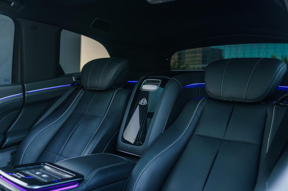Silver Mercedes-Maybach GLS 600, rental photo 20 of 24