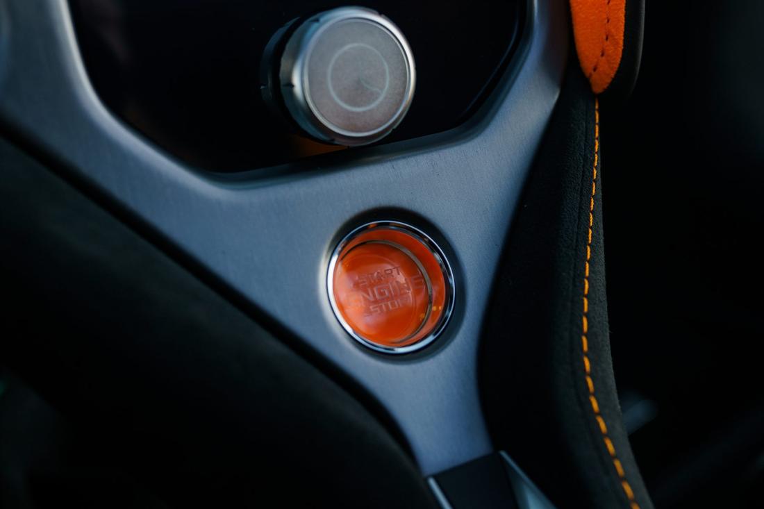 Orange McLaren 750S, rental photo 21 of 25