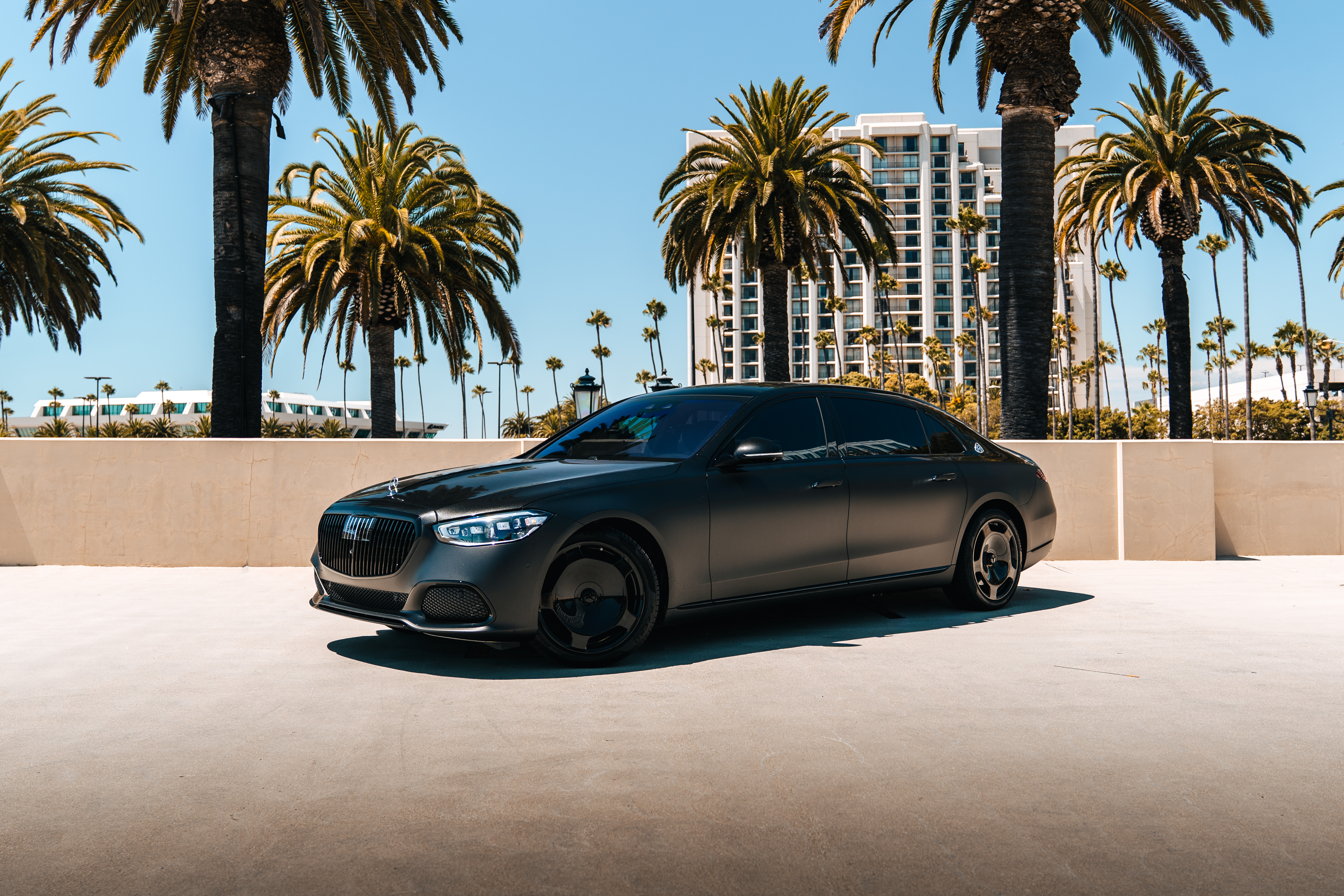Editorial automotive image representing the Mercedes-Benz S580 Maybach category